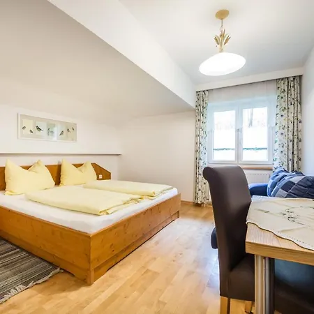 Haus Alpenland 3*