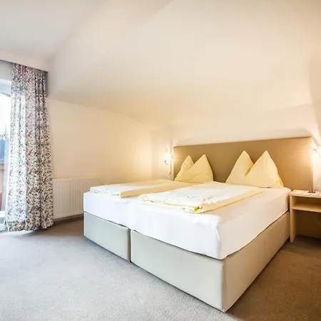 Penzion Haus Alpenland 3*