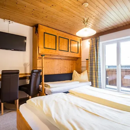 Haus Alpenland *