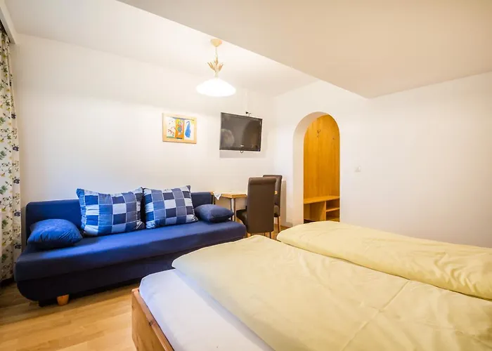 Haus Alpenland 3*